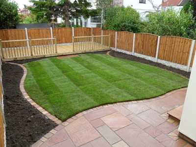 Busy people often want low maintenance, child friendly gardens. We all 